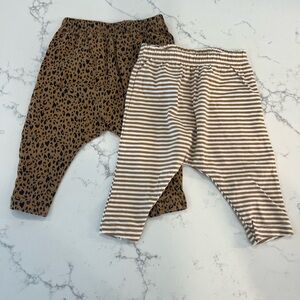 Set of two Old Navy Baby Pants Size 6-12 Months